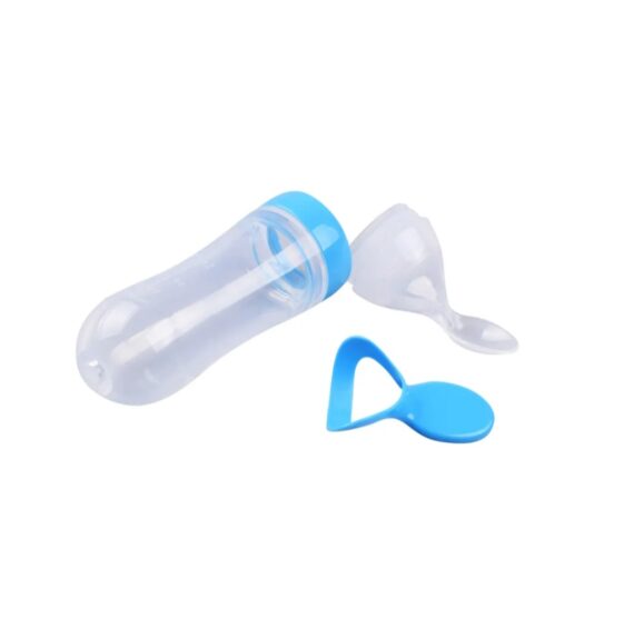 Silicone spoon feeder