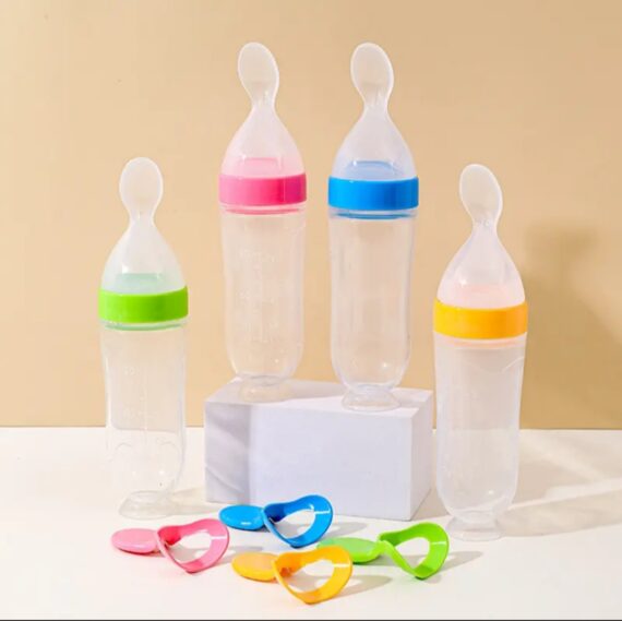 Silicone spoon feeder